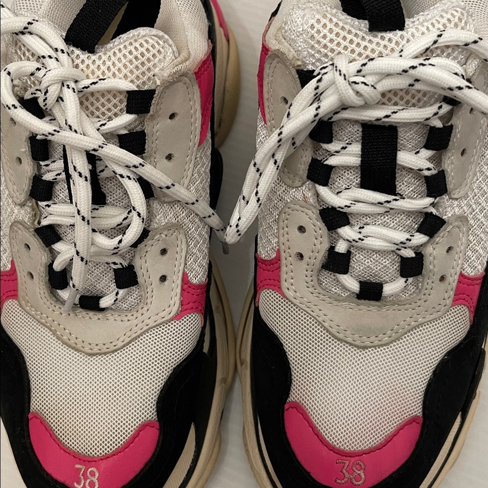 Balenciaga Pink, Black, and White Chunky Made In Italy Sneakers Women’s Size 38 - Picture 10 of 15